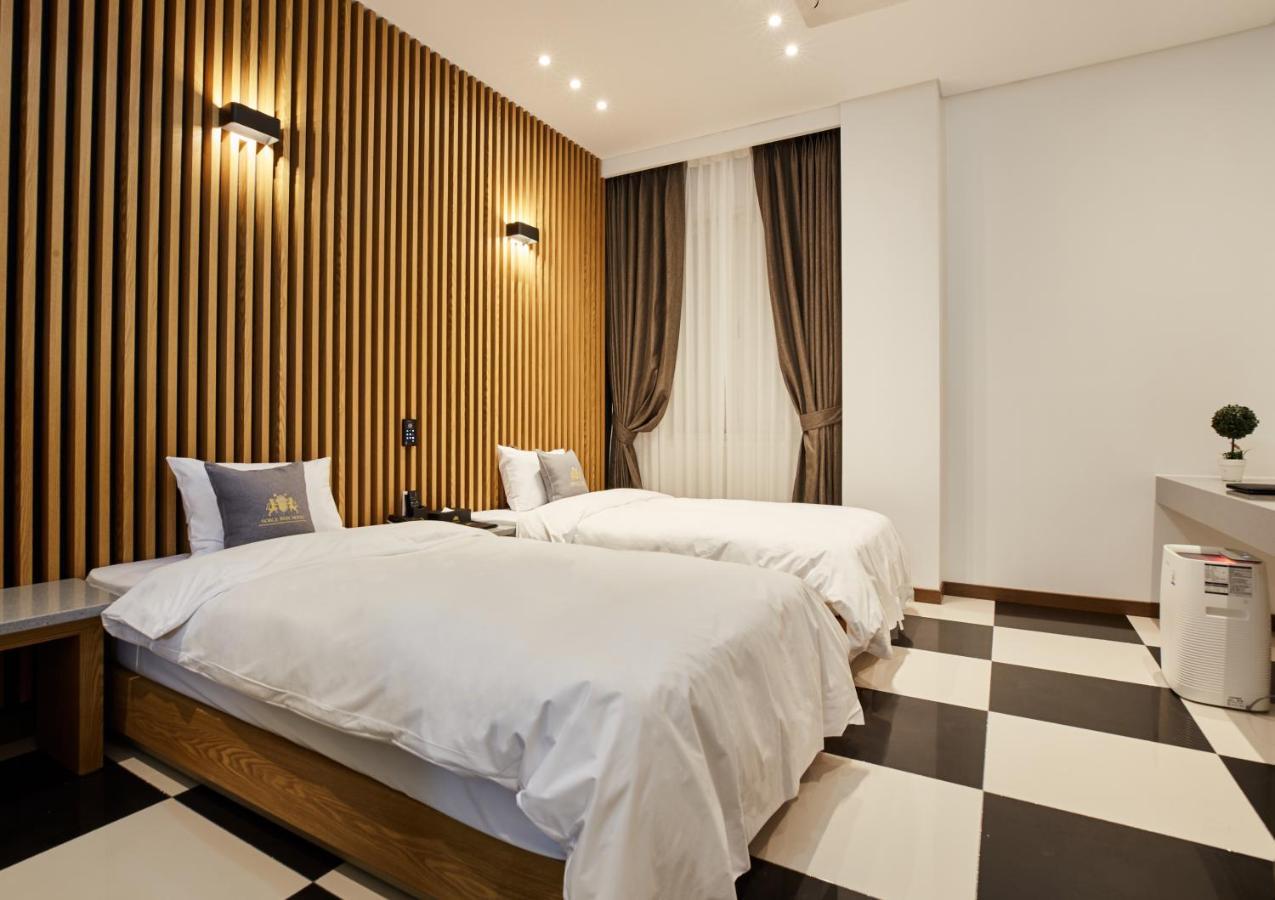 Noble Stay Hotel Gwangju Metropolitan City Bagian luar foto