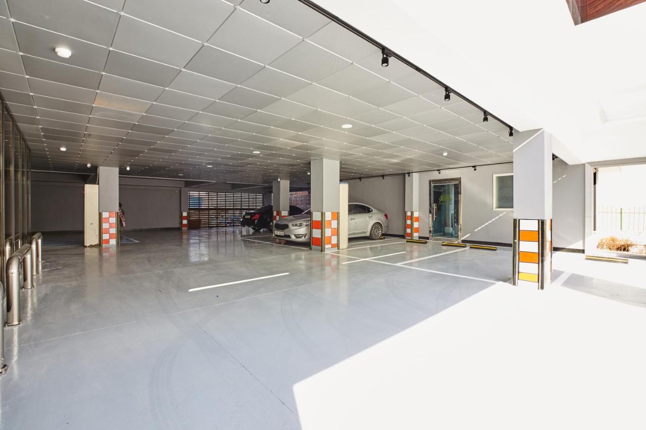 Noble Stay Hotel Gwangju Metropolitan City Bagian luar foto