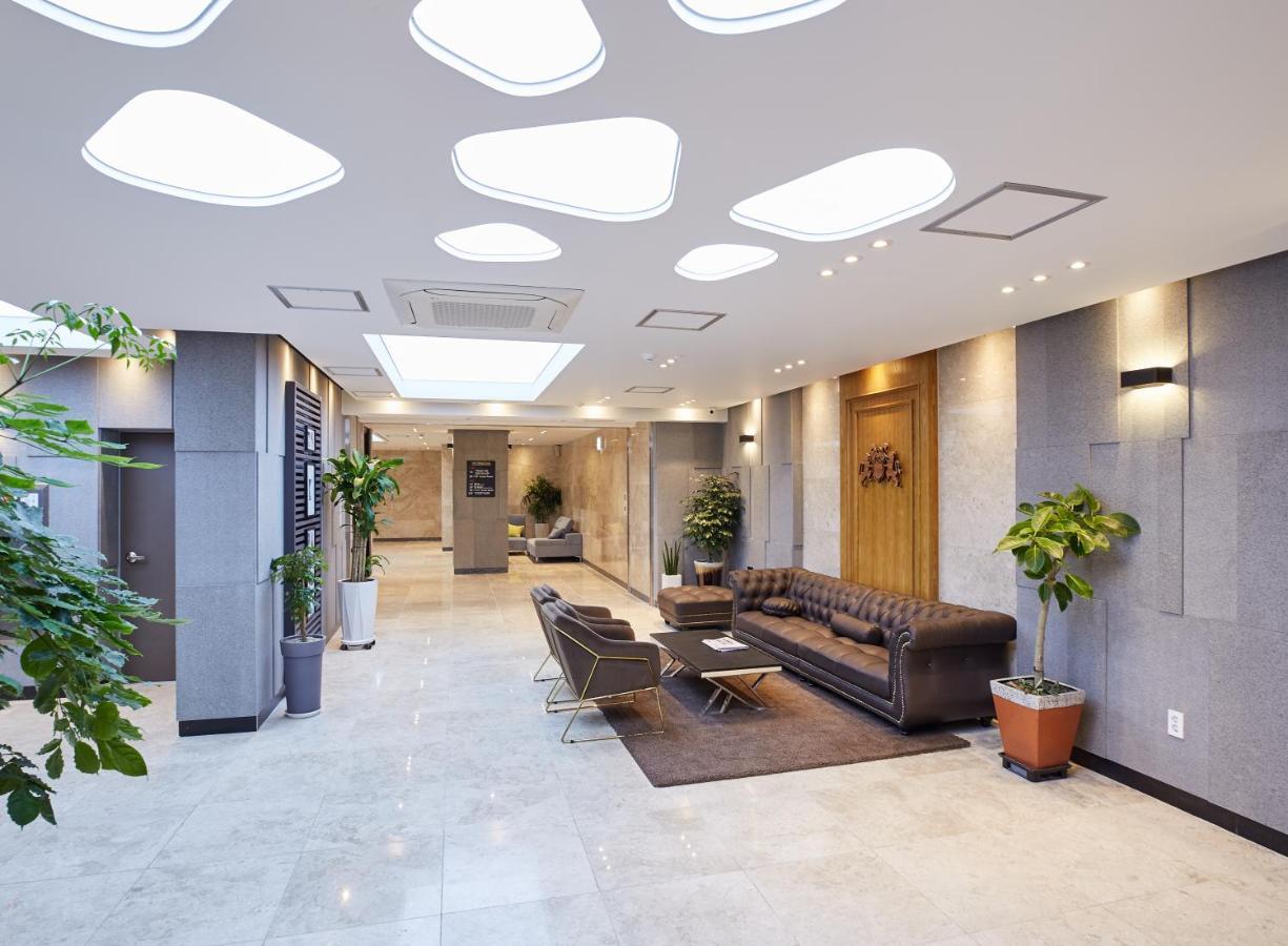Noble Stay Hotel Gwangju Metropolitan City Bagian luar foto
