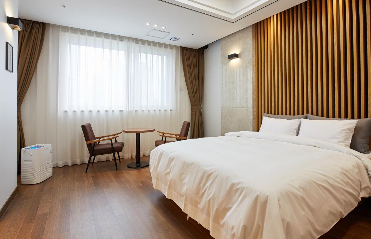 Noble Stay Hotel Gwangju Metropolitan City Bagian luar foto